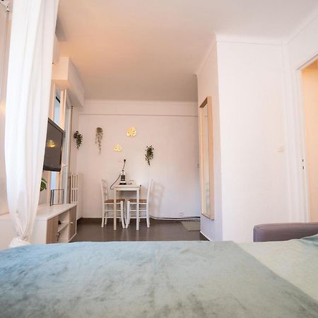 Location Studio Avec Loggia Apartment Antibes Luaran gambar